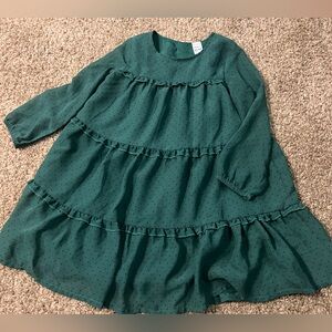 🌻Stunning dark green polka dot dress, Size 4T🌻